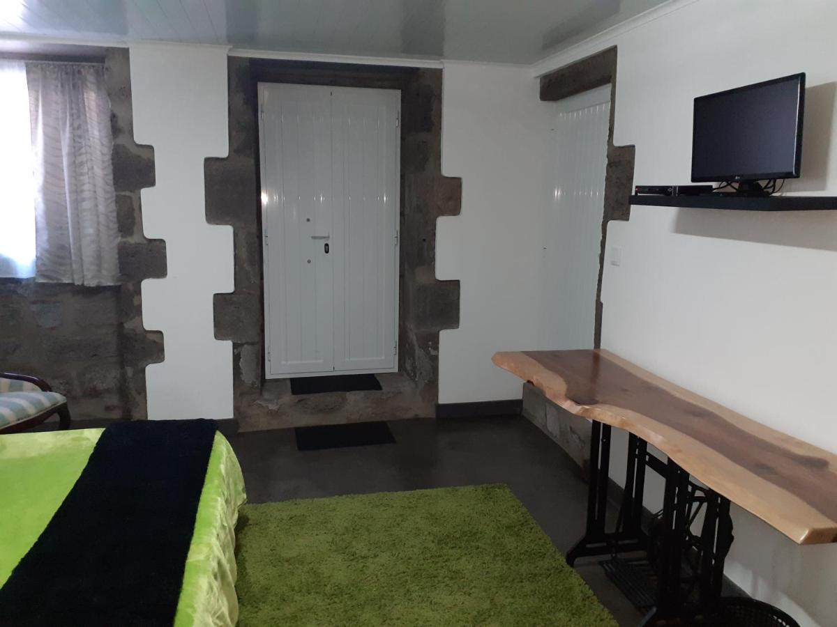 Basaltic Guest House Achadinha ภายนอก รูปภาพ